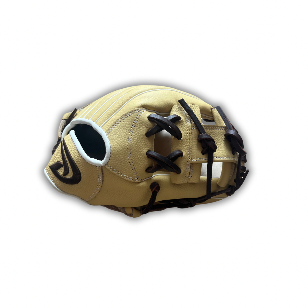 Vacca Amateur Series - Beige - I Web - 11.5