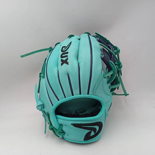 Taurus Mint/Navy Pro Collection - 11.5”