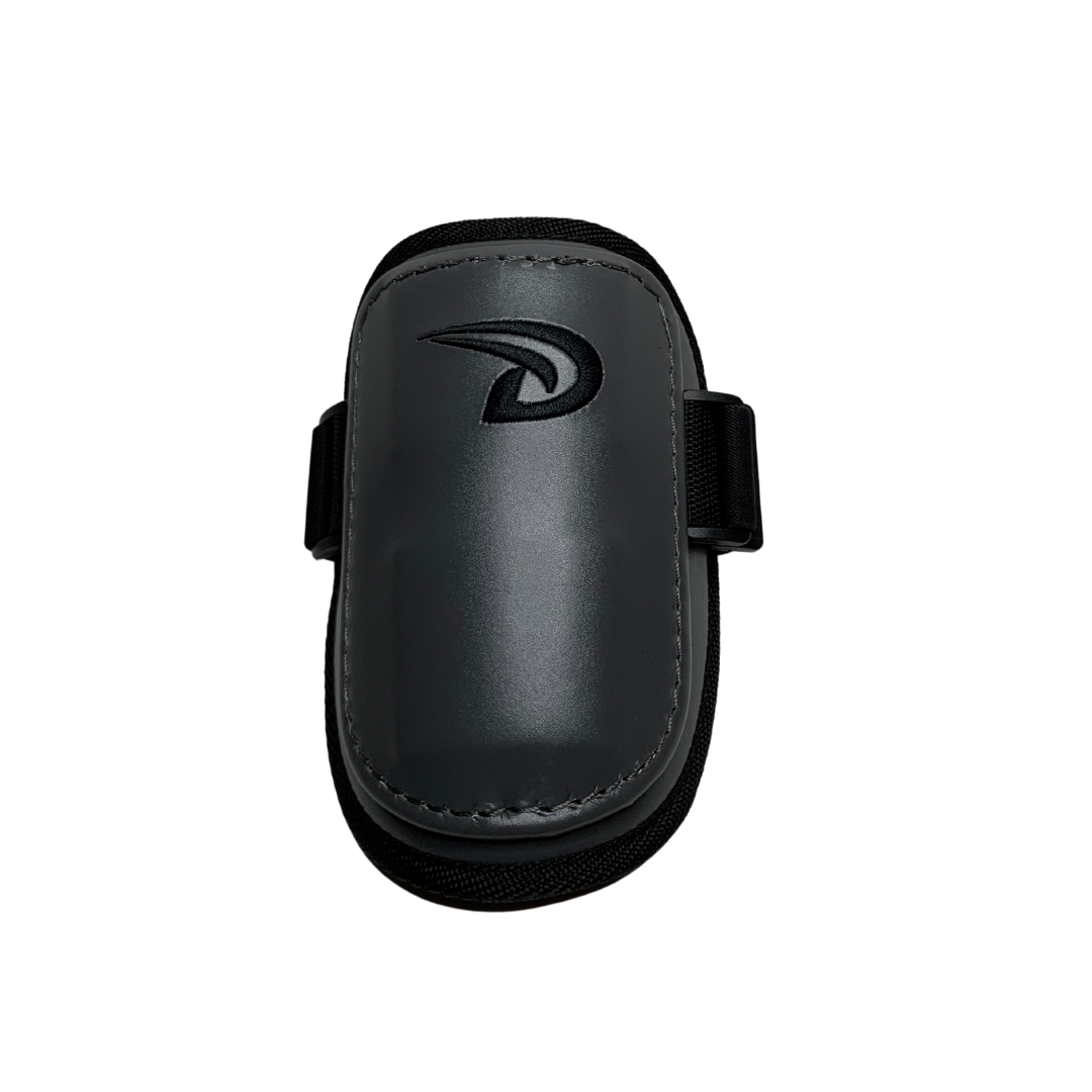 Praesidium Short Elbow Guard