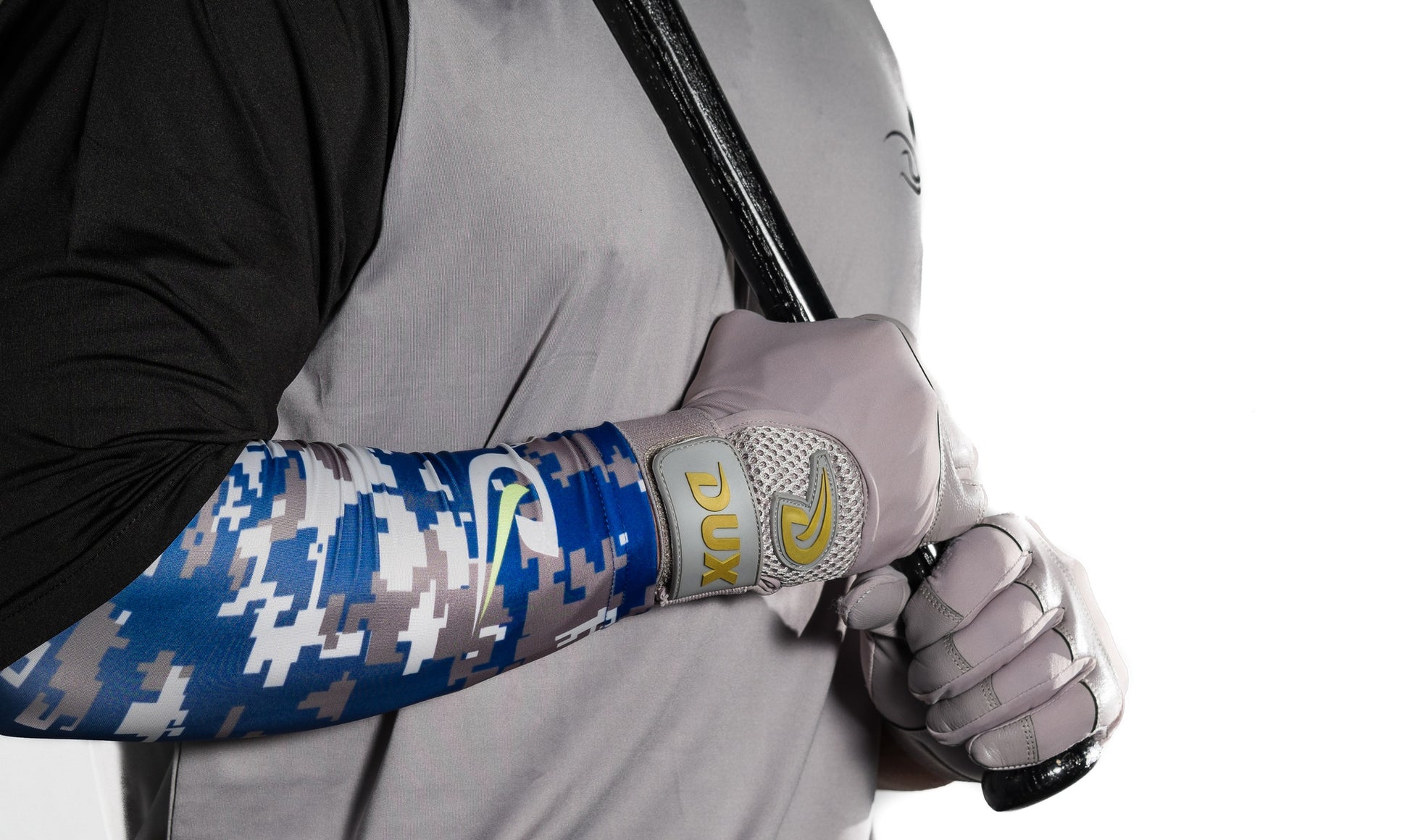 Dux_Sports_Compression_Arm_Sleeves_batting_glove_bundle