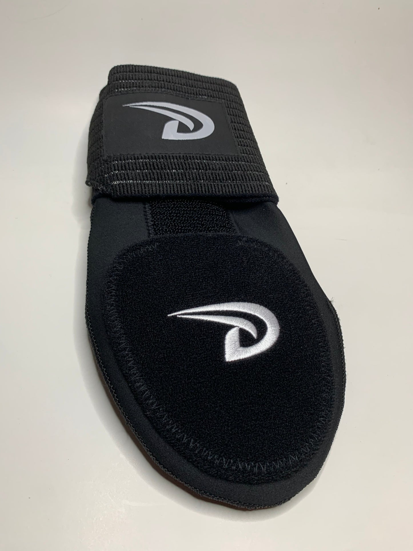 black sliding mitt
