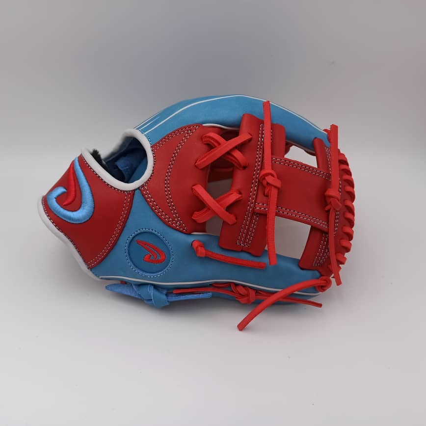 Taurus Baby Blue/Red Pro Collection - 11.5”